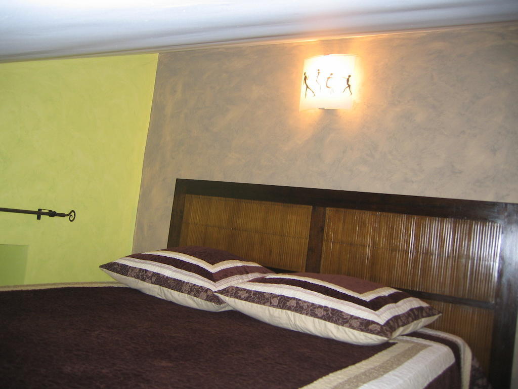 La Minaudiere Nueil-sous-les-Aubiers Habitación foto