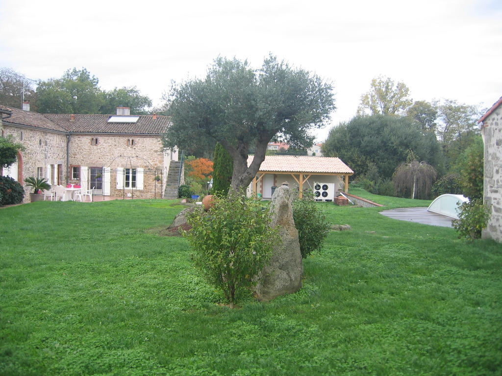 La Minaudiere Nueil-sous-les-Aubiers Exterior foto