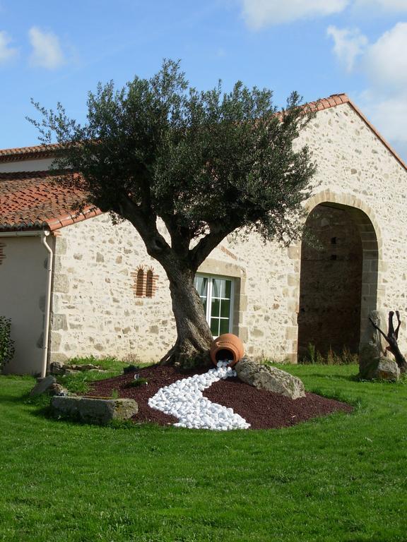 La Minaudiere Nueil-sous-les-Aubiers Exterior foto